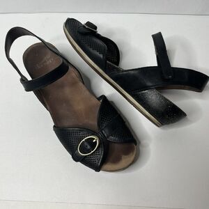 Dansko Vanna Black Leather Airy Buckle Slingback Sandals Womens 39/8.5